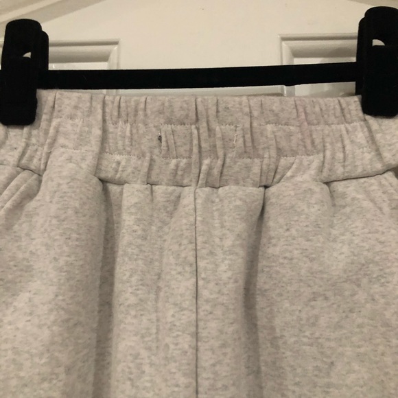 My Mum Made It Speckled Grey Staple Sweatpants - Picture 4 of 6